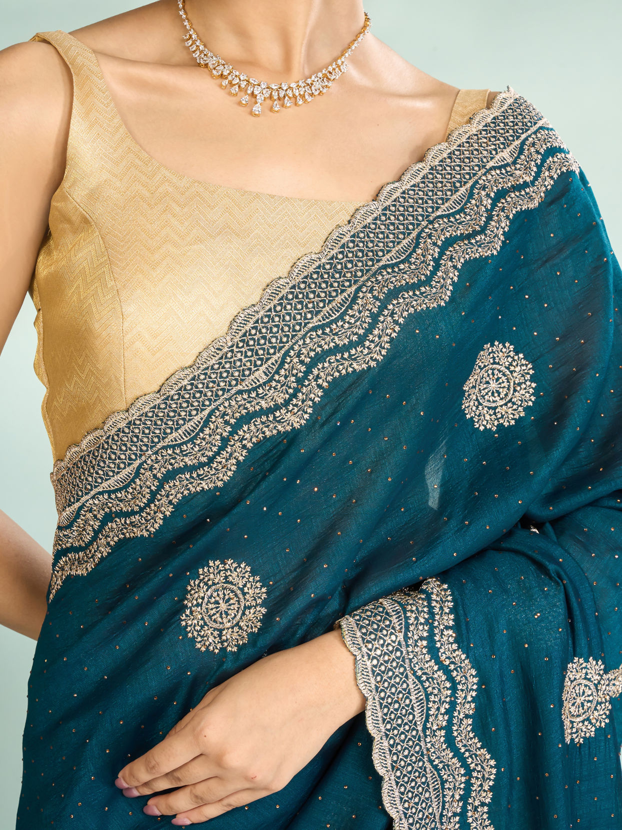 Mohey Women Emerald Aura Saree