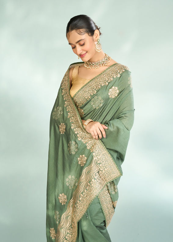 Mohey Women Pista Green Opulence Saree