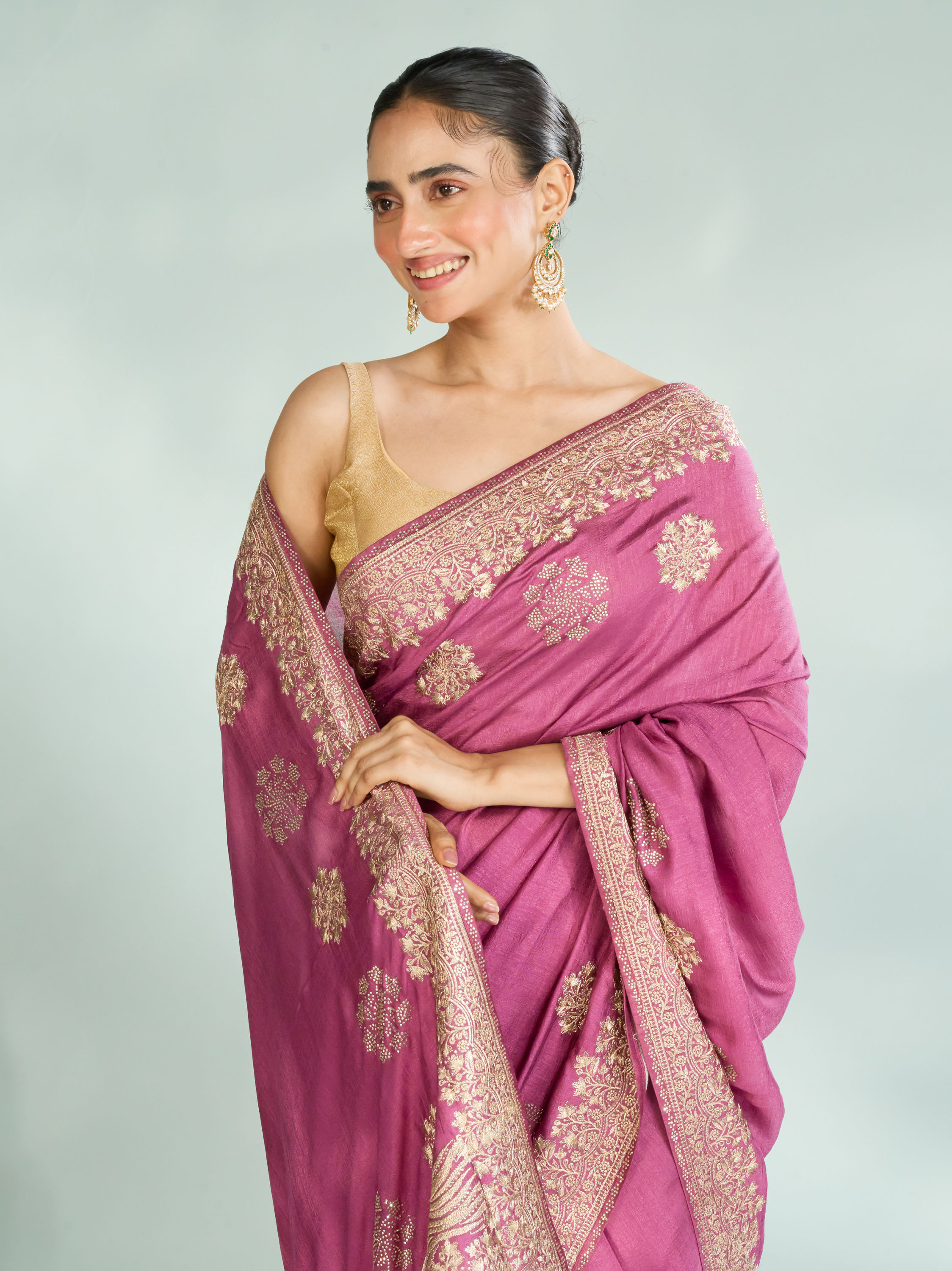 Mohey Women Purple Enchantment Saree