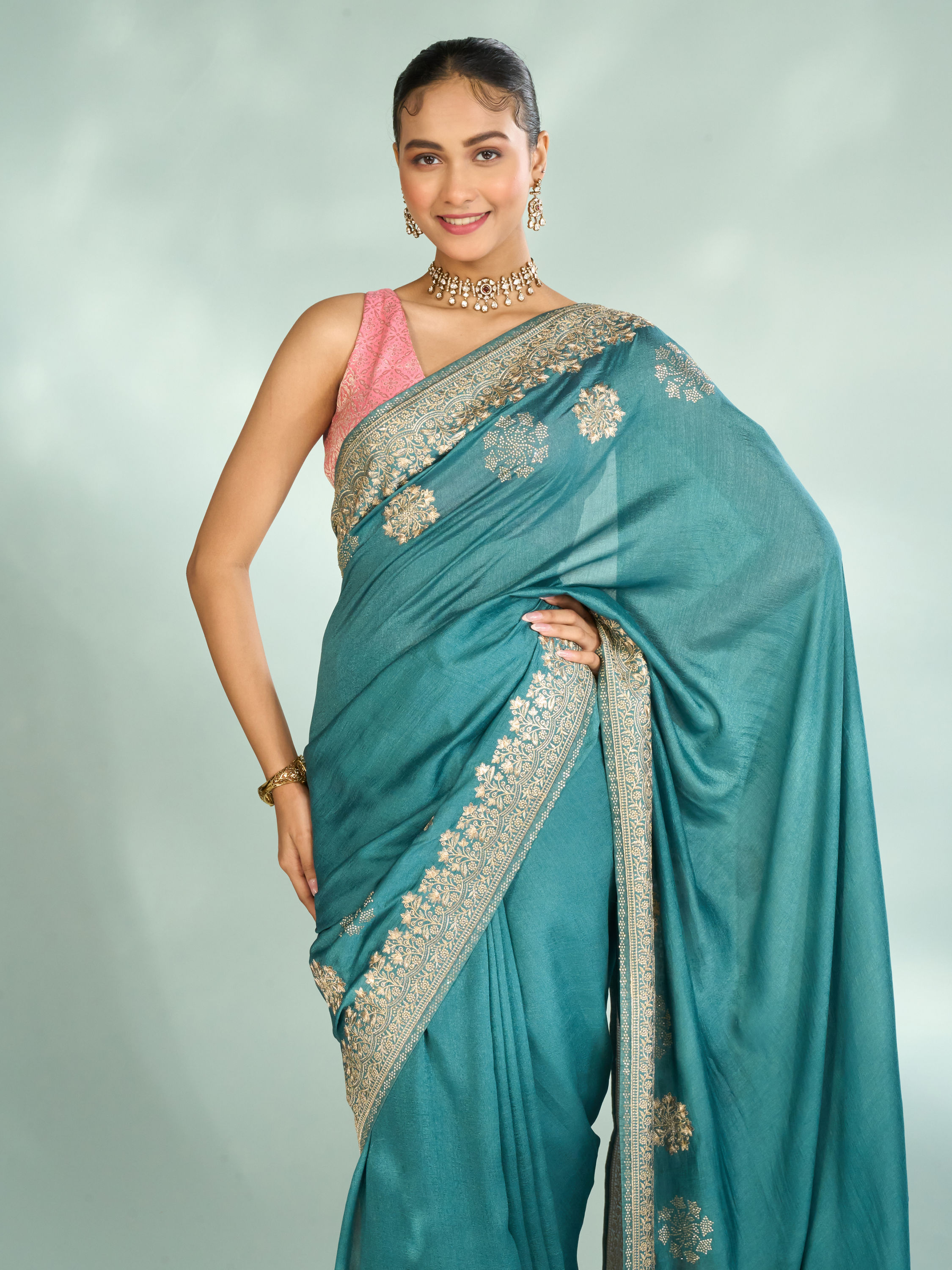 Mohey Women Elegant Light Blue Saree