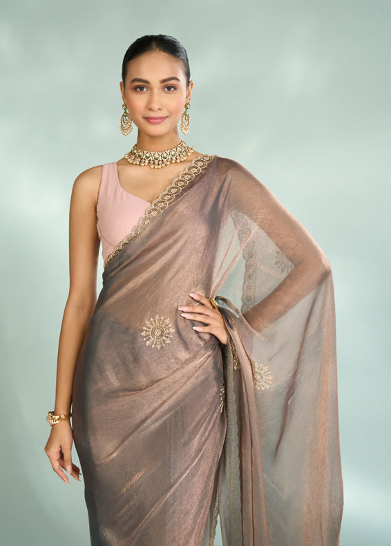 Mohey Women Elegant Grey Chinon Saree