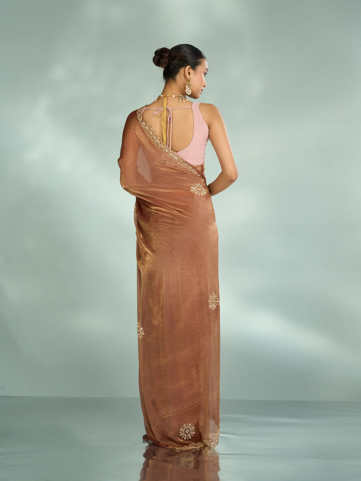 Mohey Women Elegant Rust Red Chinon Saree