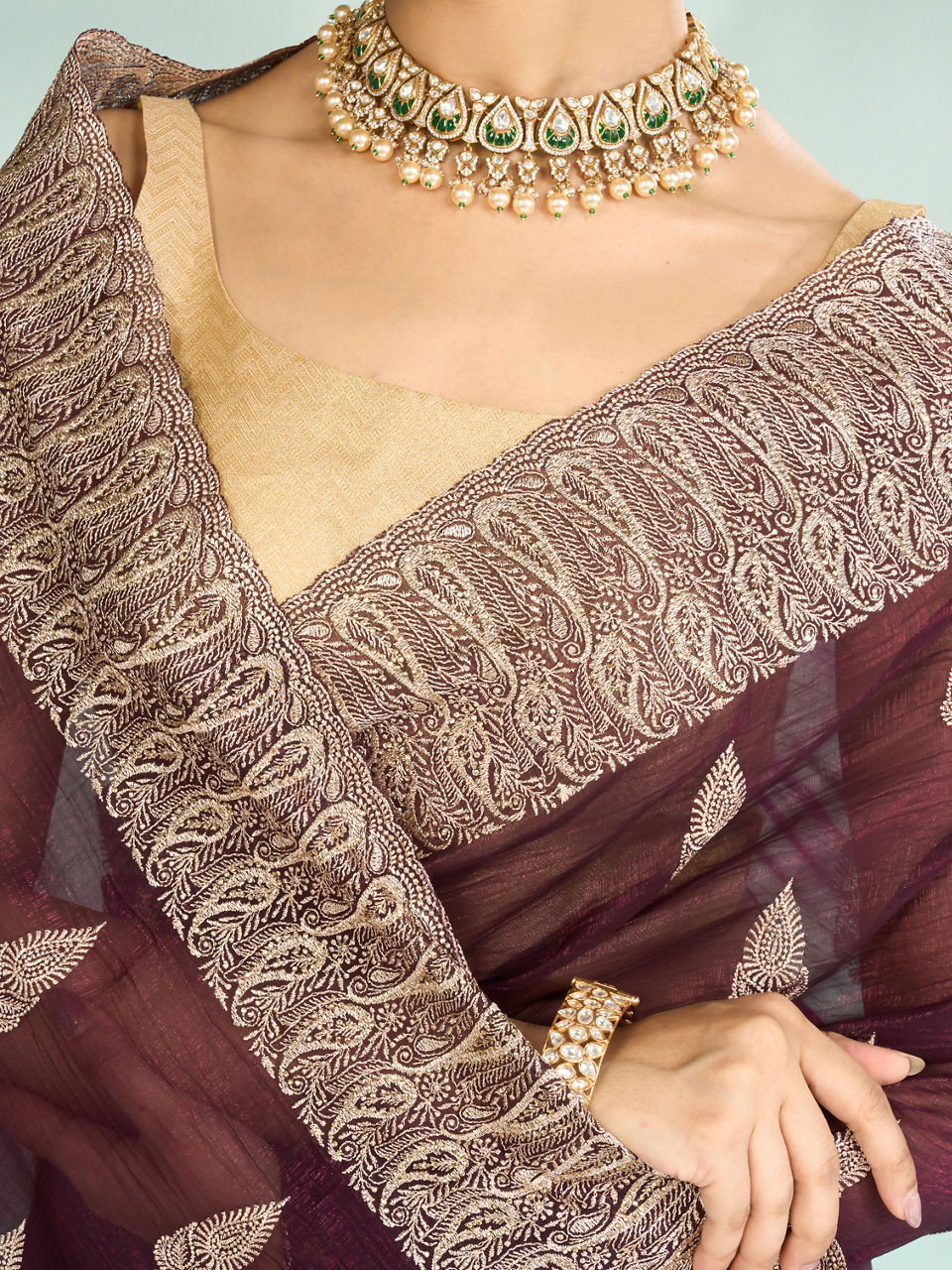 Mohey Women Wine Elegance Organza Saree