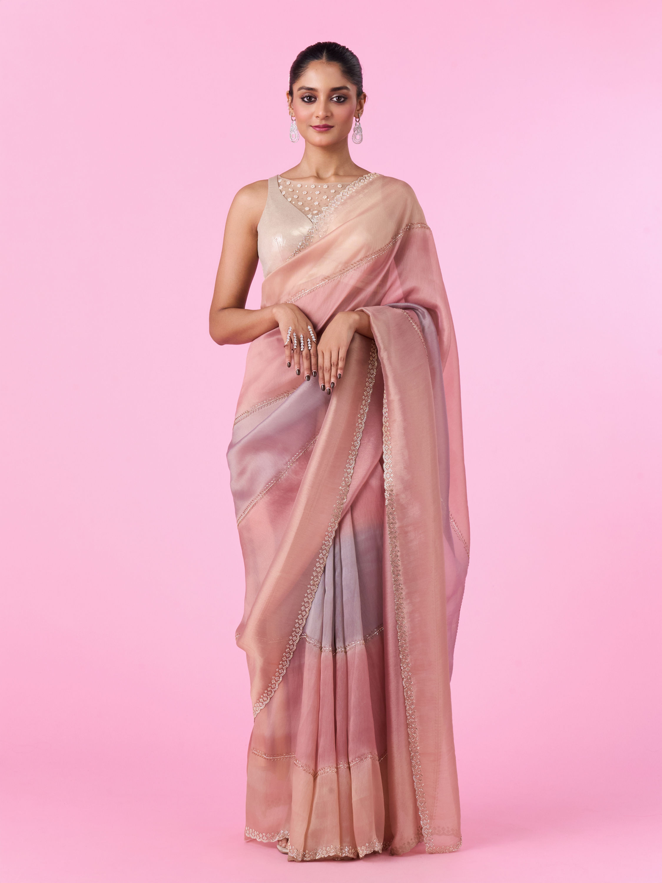 Mohey Women Pink Organza Saree