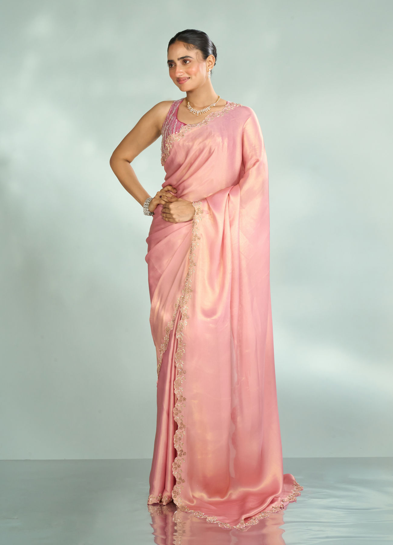 Mohey Women Radiant Pink Saree