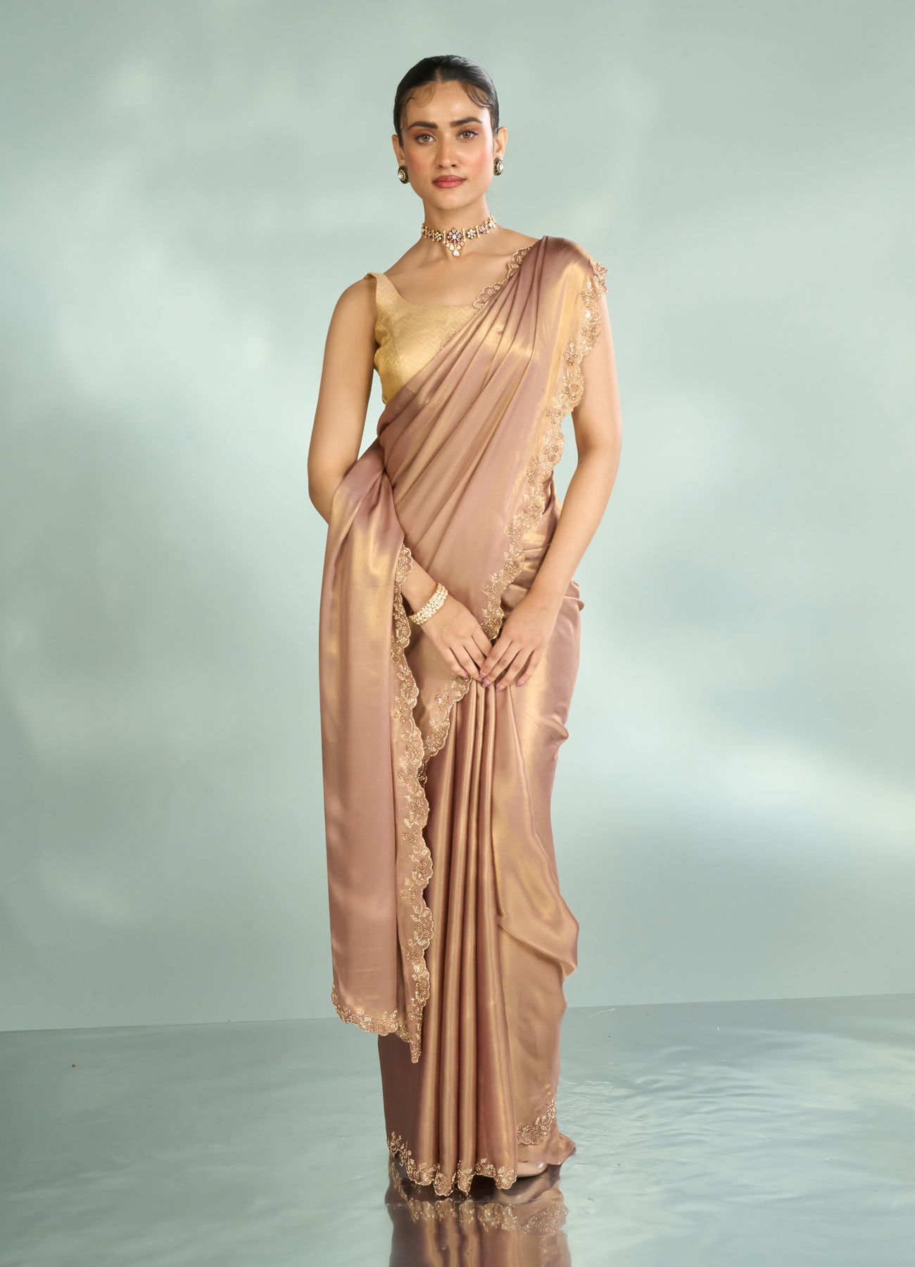 Mohey Women Dusty Pink Celestial Saree
