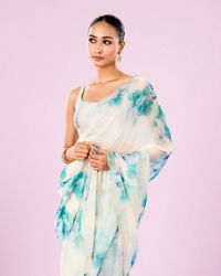 Mohey Women Green Organza Saree