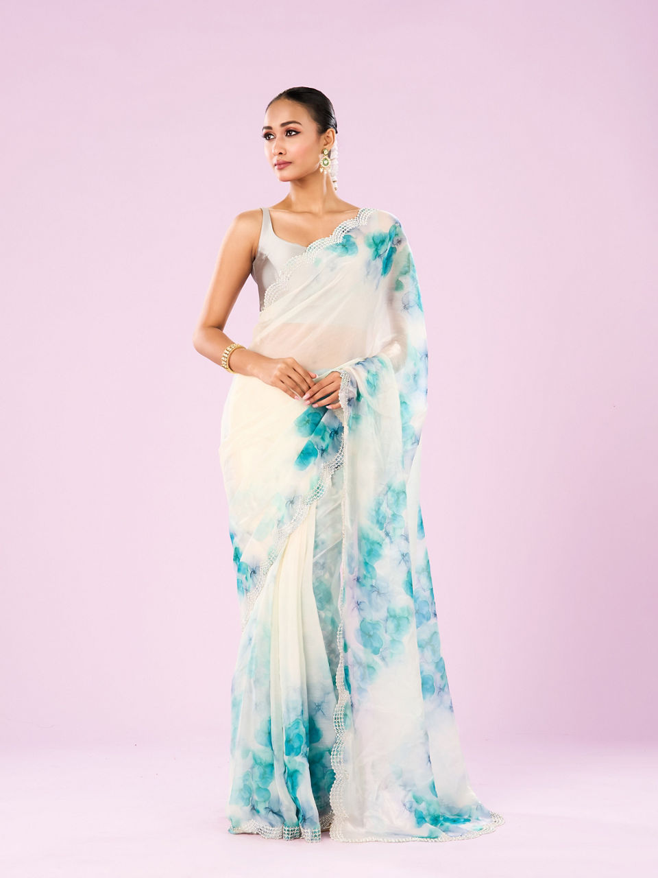 Mohey Women Green Organza Saree