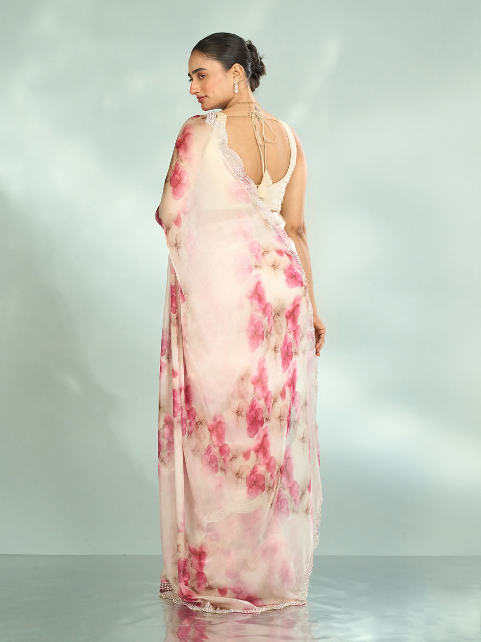 Mohey Women Elegant Pink Organza Saree Collection