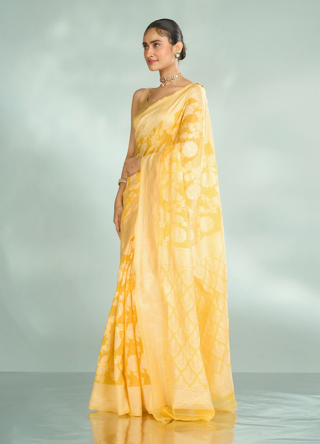 Mohey Women Lustrous Yellow Saree Ensemble