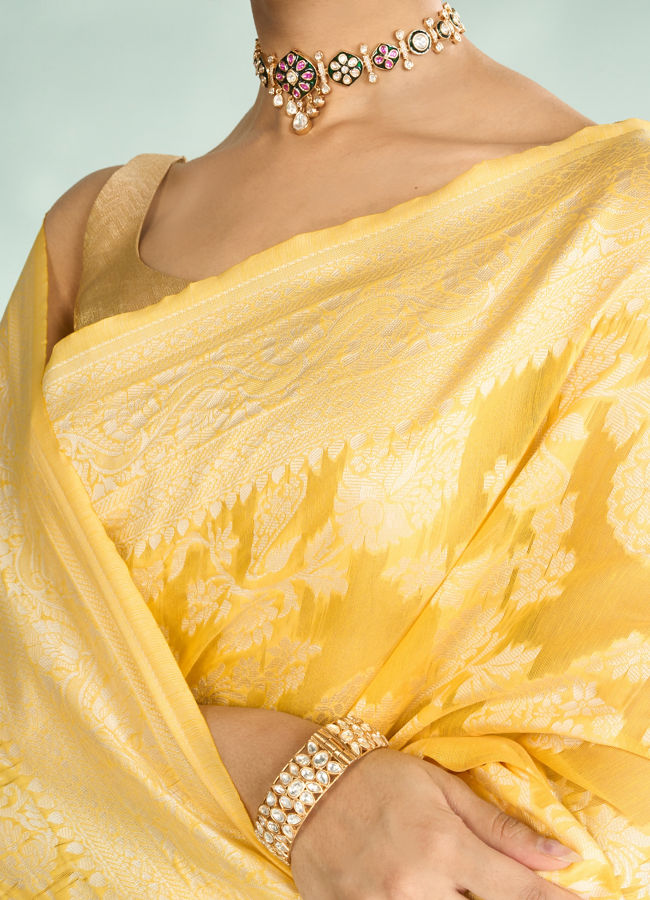 Mohey Women Lustrous Yellow Saree Ensemble