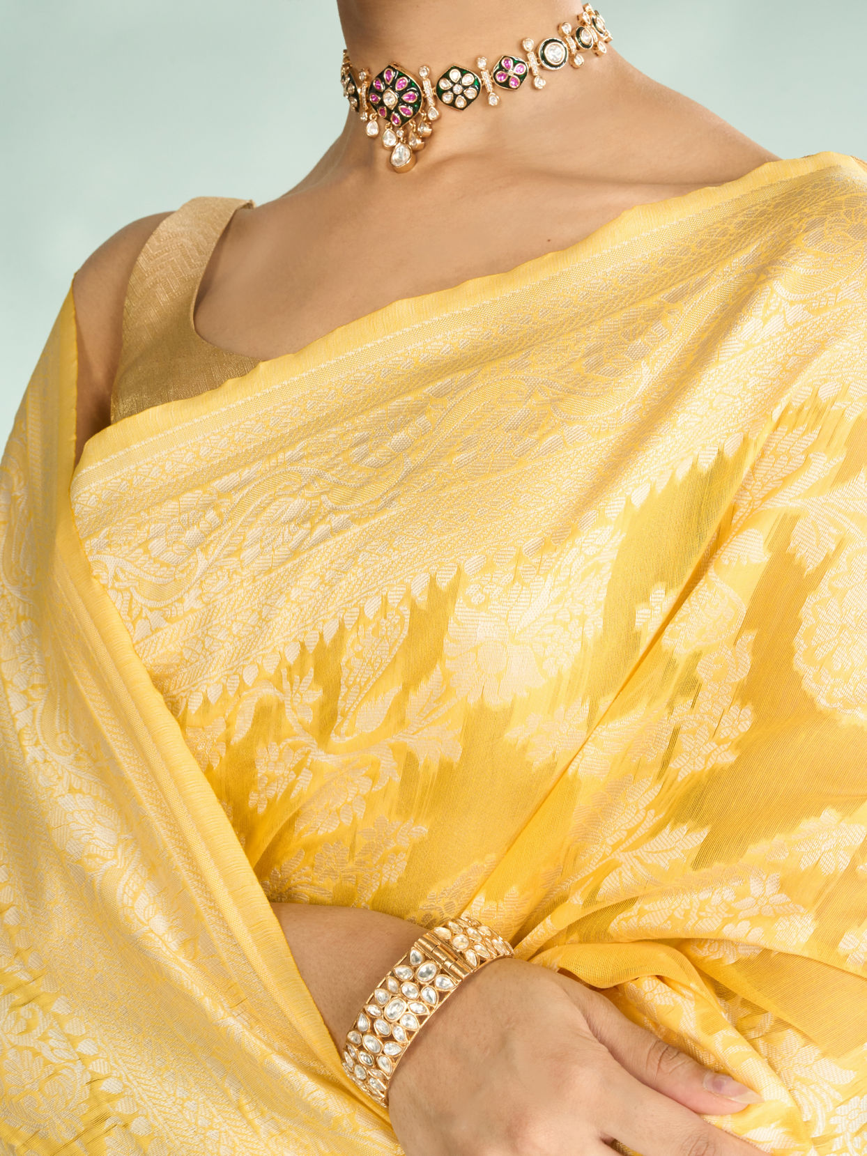 Mohey Women Lustrous Yellow Saree Ensemble