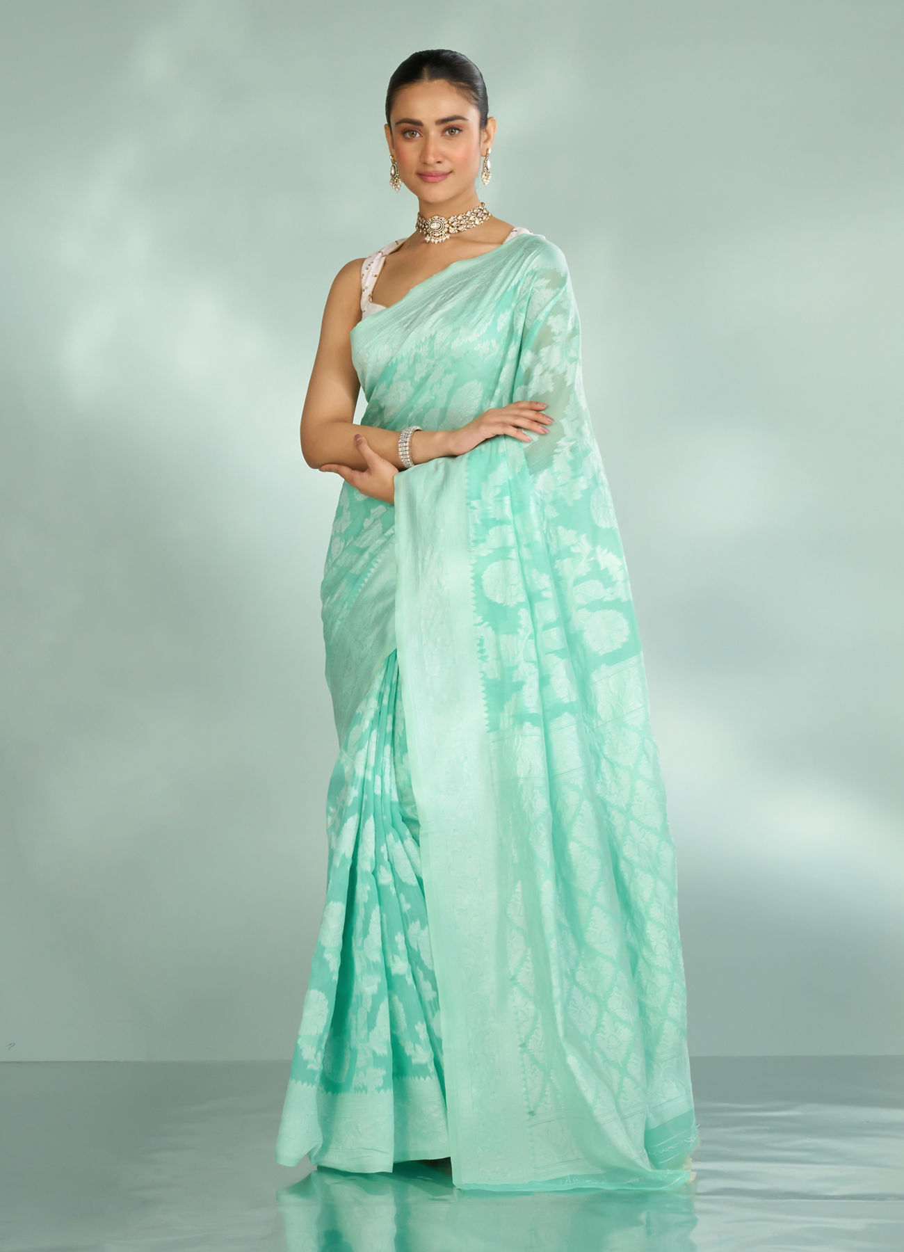 Mohey Women Sea Green Celebration Saree