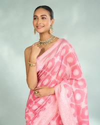 Mohey Women Pink Radiance Saree