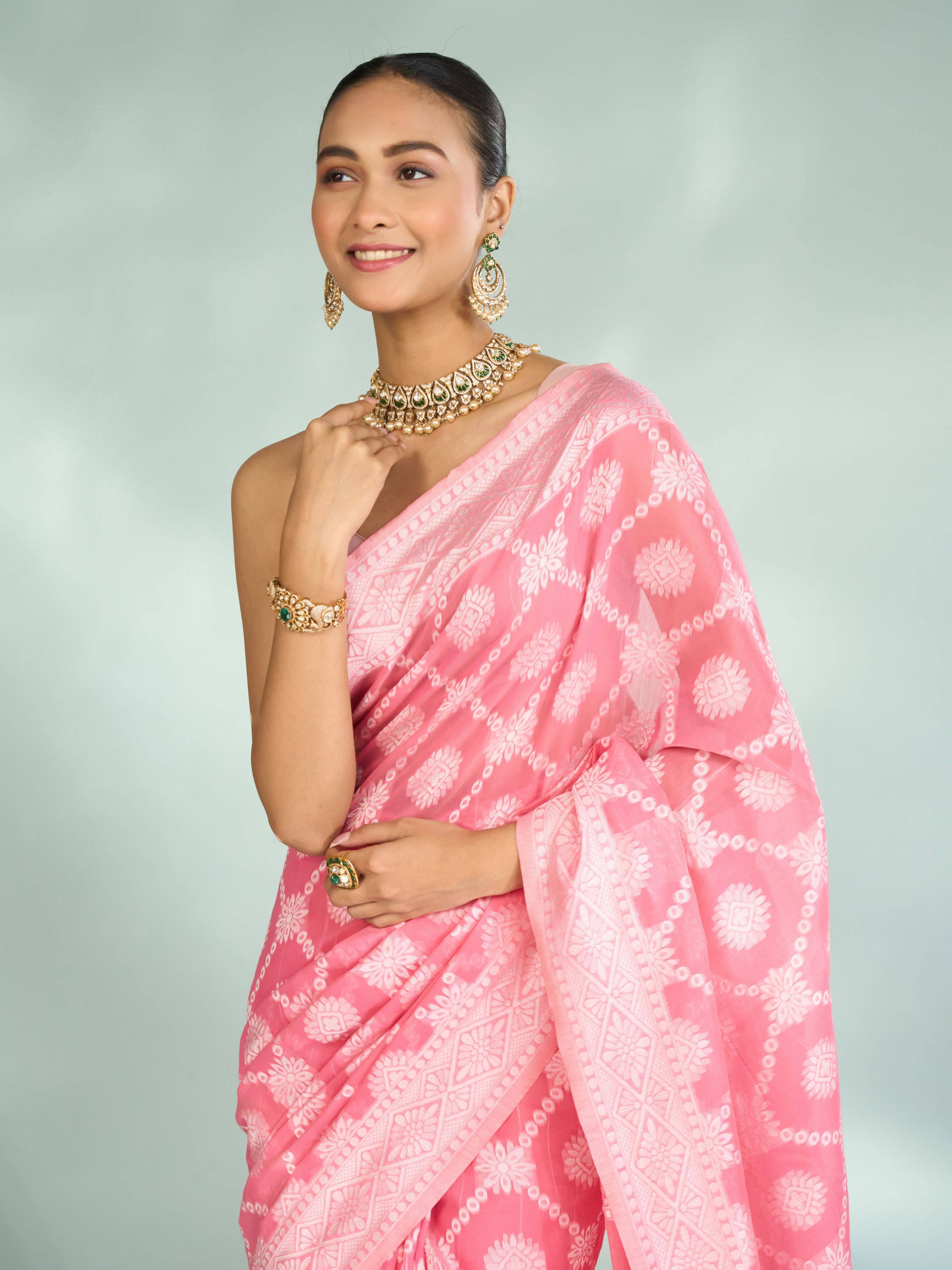 Mohey Women Pink Radiance Saree