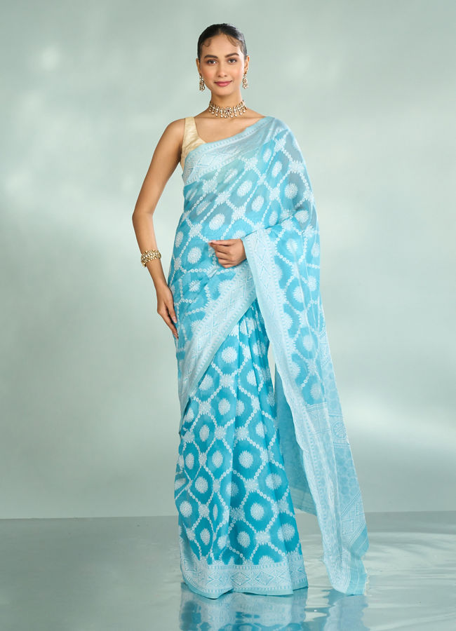 Mohey Women Elegant Light Blue Saree