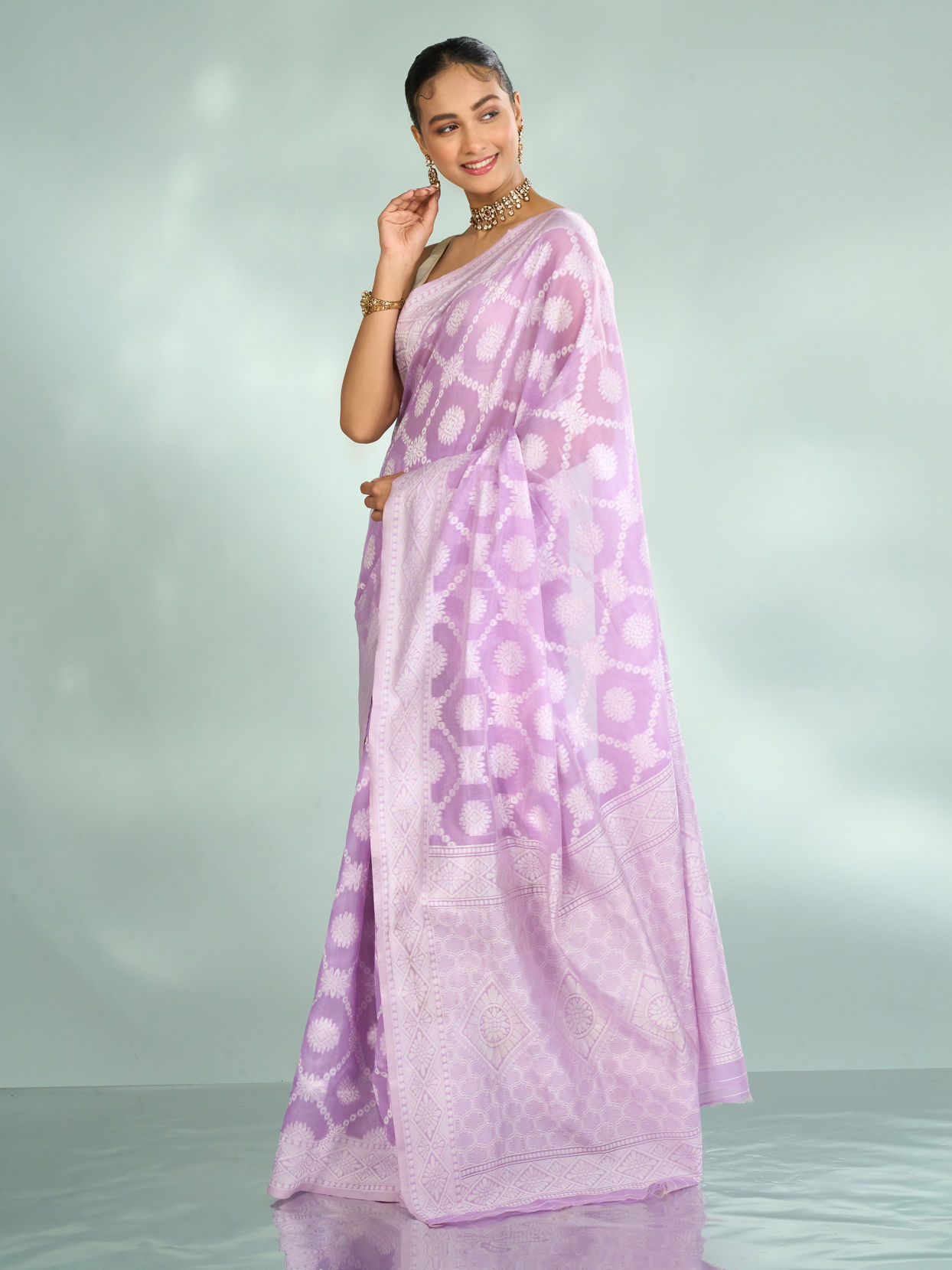 Mohey Women Lilac Elegance Art Silk Saree