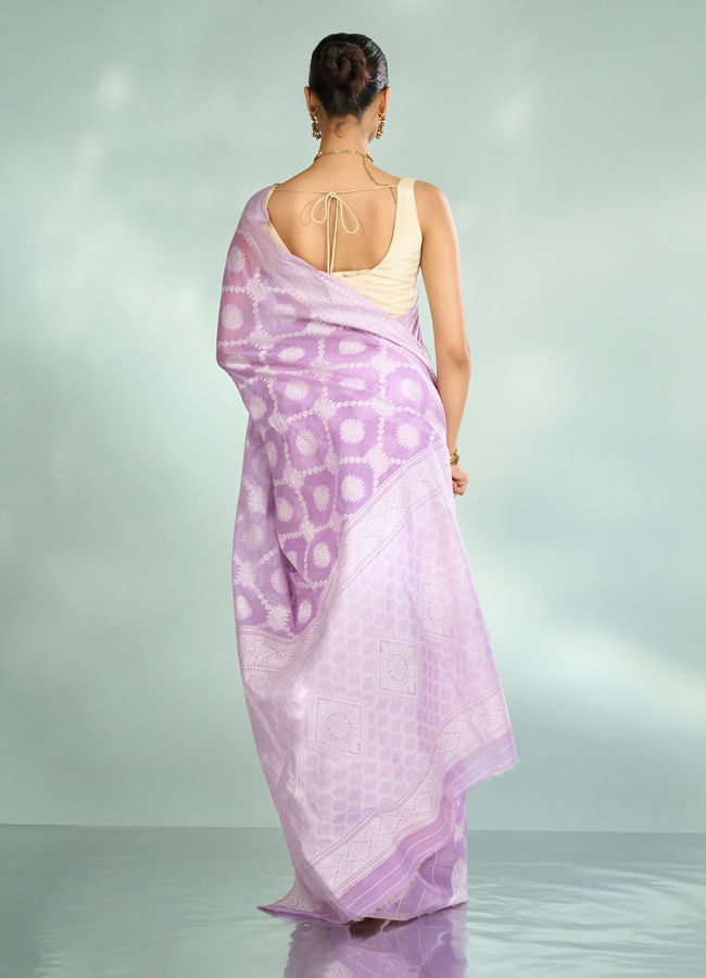 Mohey Women Lilac Elegance Art Silk Saree