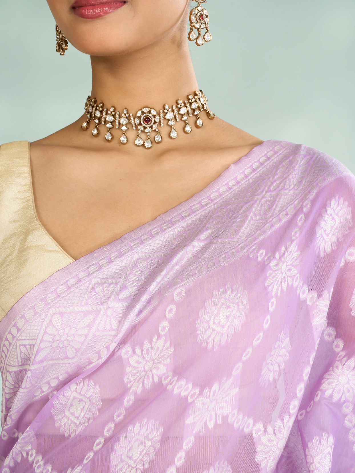 Mohey Women Lilac Elegance Art Silk Saree