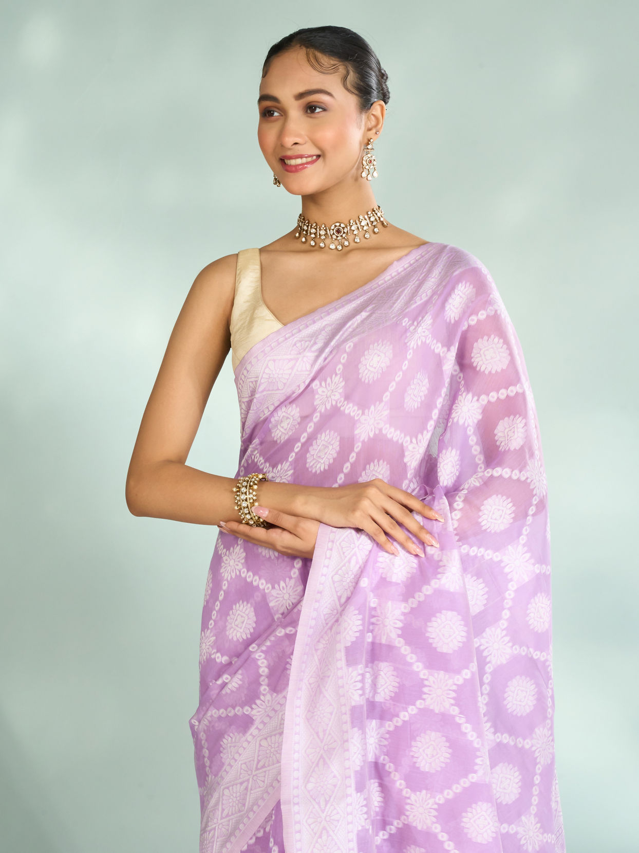 Mohey Women Lilac Elegance Saree