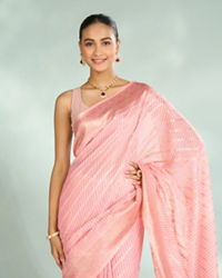 Mohey Women Pink Elegance Radiant Saree