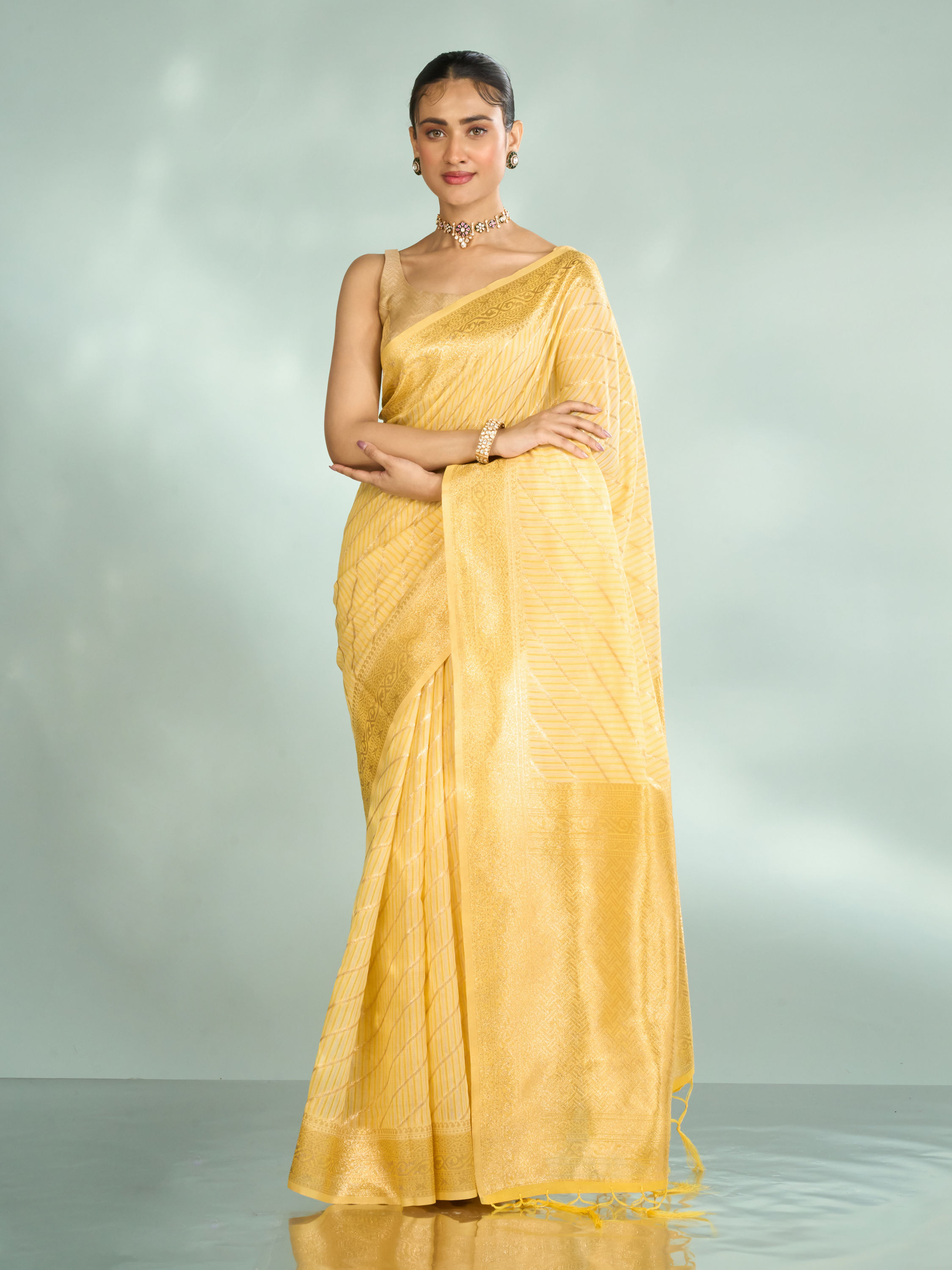 Mohey Women Sun Kissed Radiance Yellow Saree