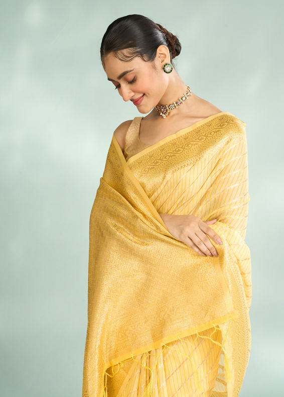 Mohey Women Sun Kissed Radiance Yellow Saree