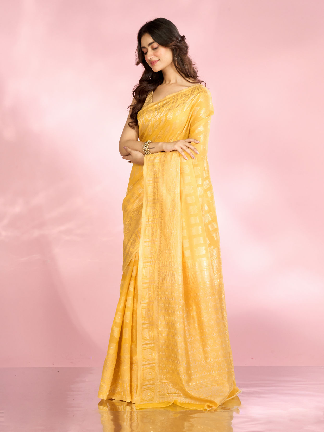 Mohey Women Sunny Yellow Elegance Saree