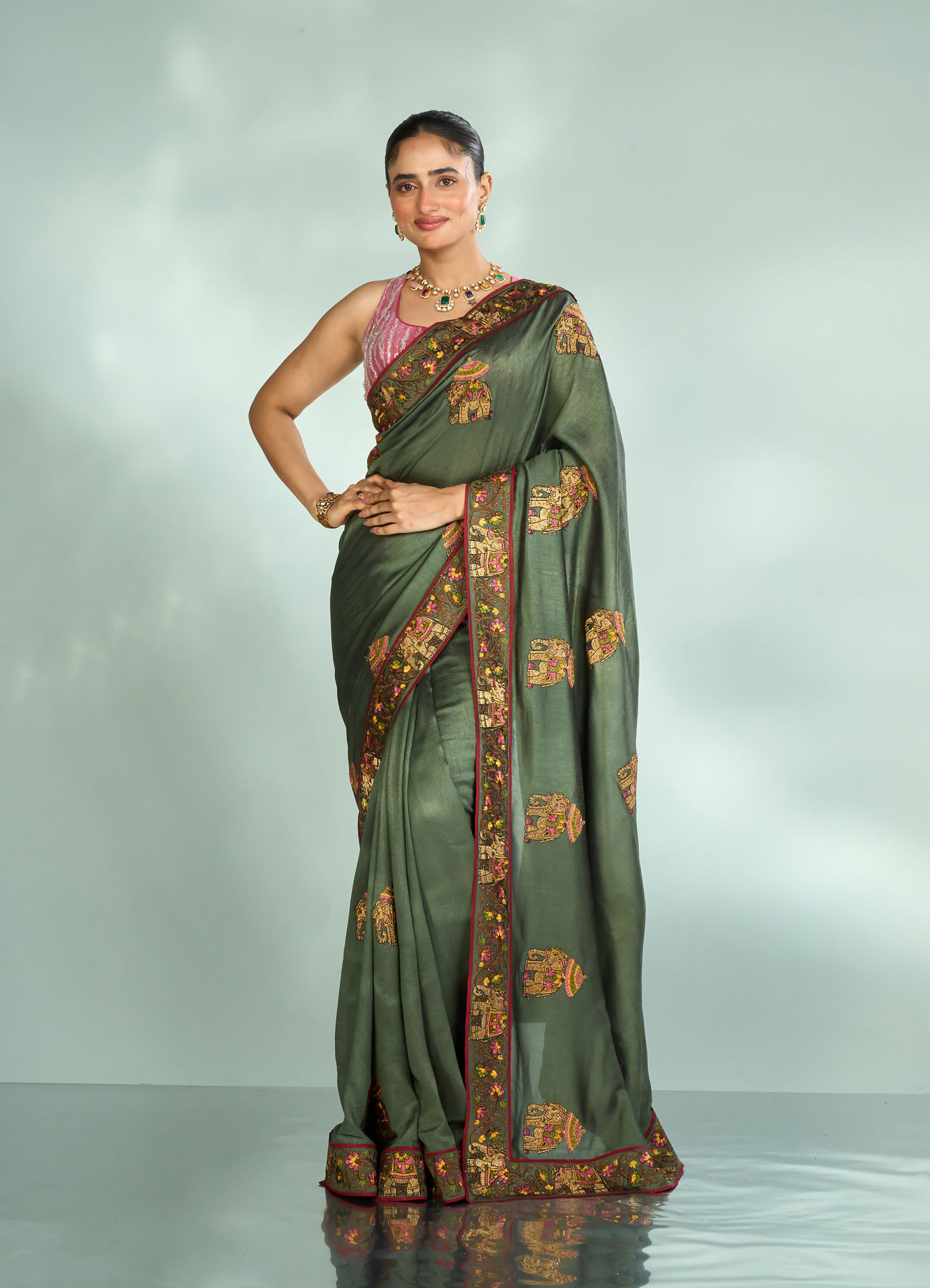 Mohey Women Pistachio Festive Elegance Saree