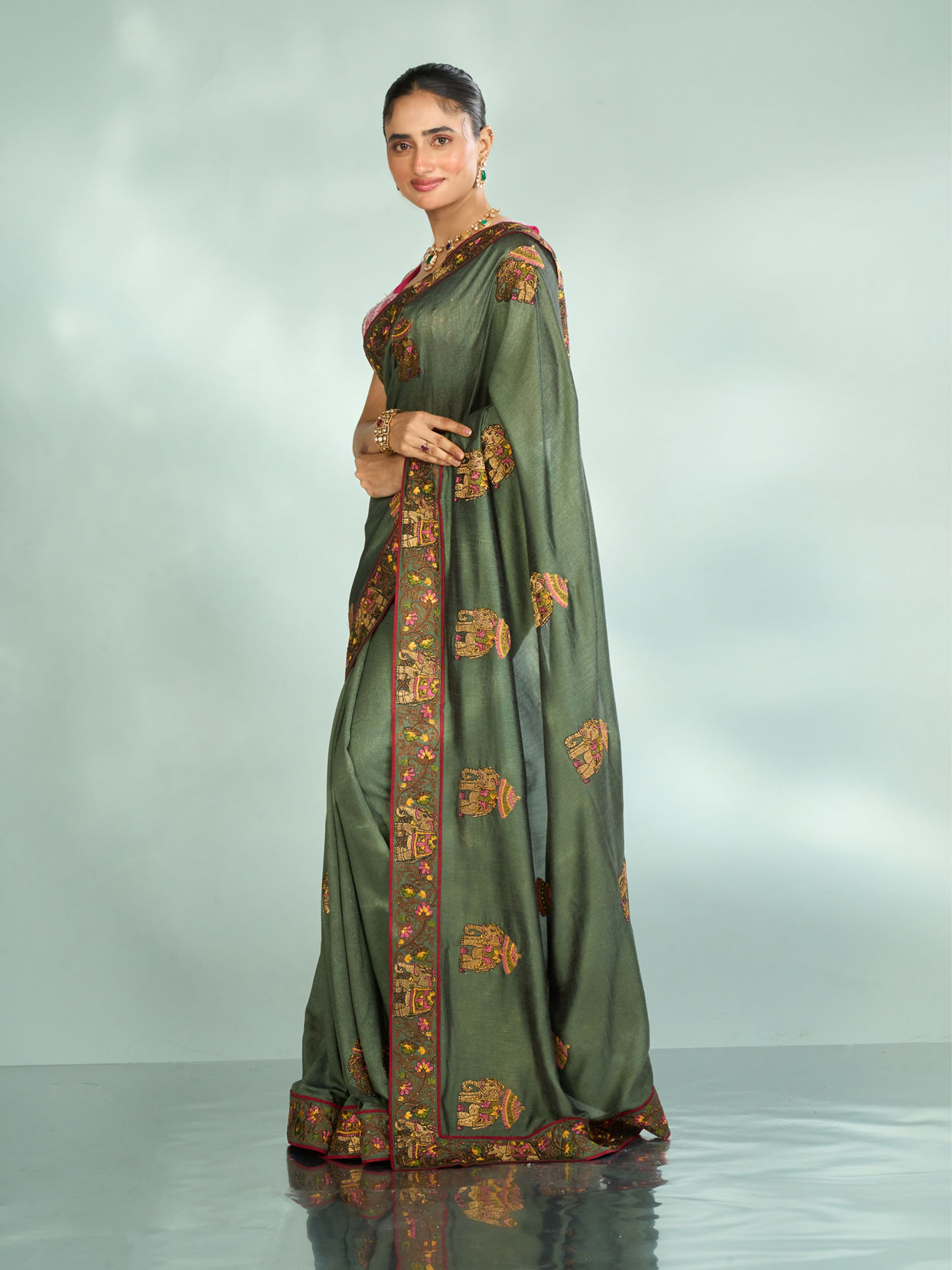 Mohey Women Pistachio Festive Elegance Saree