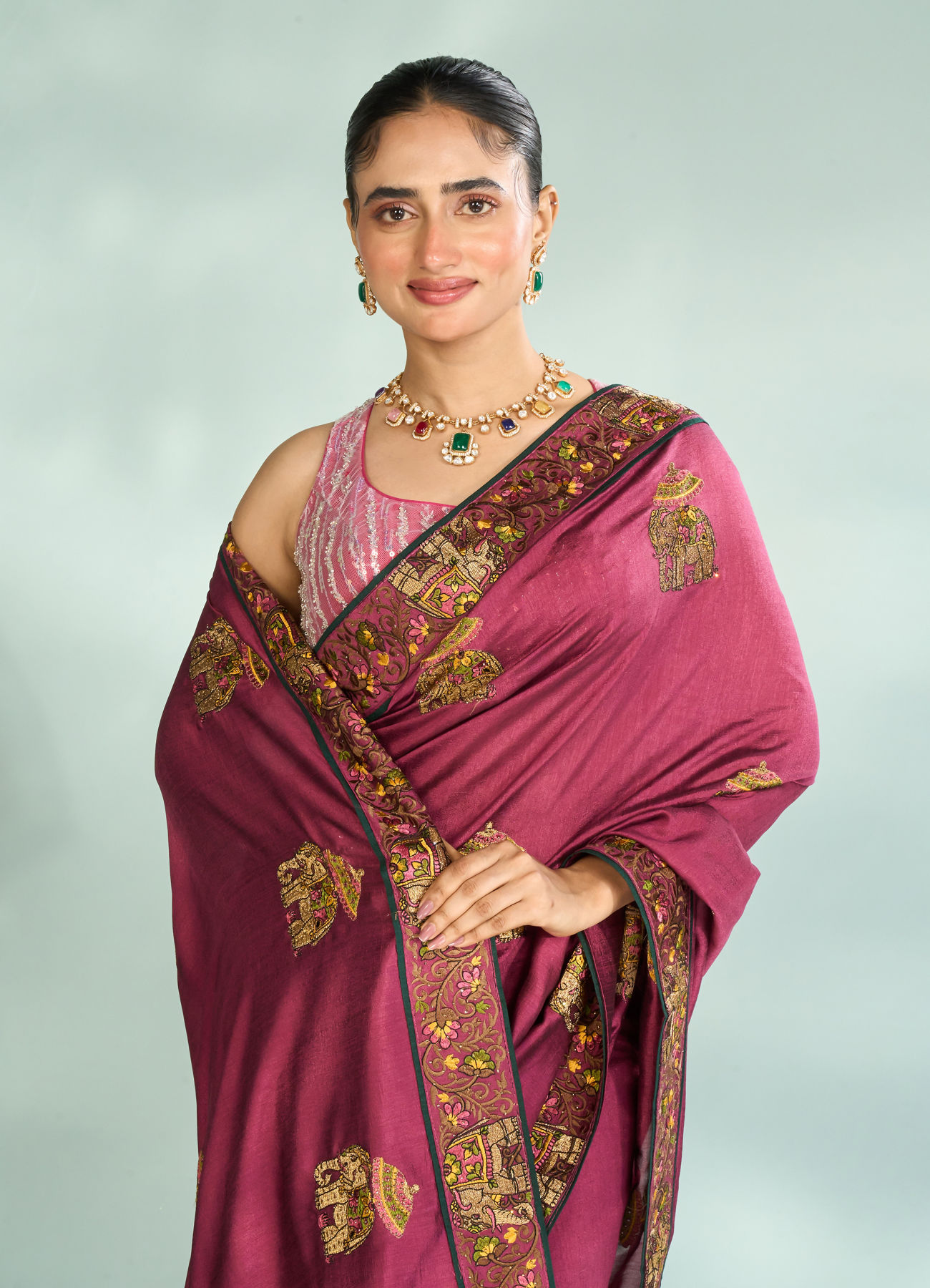 Mohey Women Elegant Pink Saree