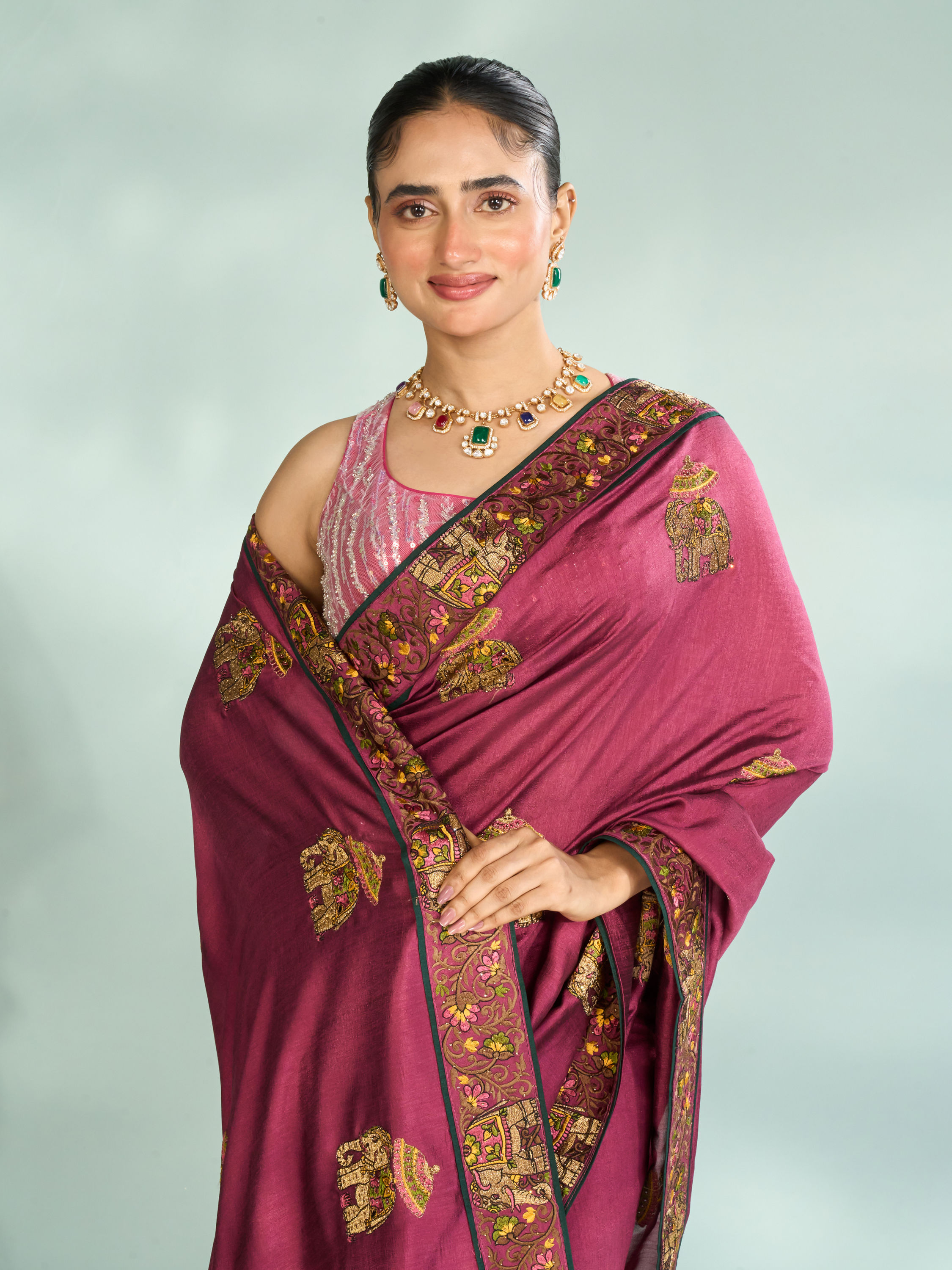 Mohey Women Elegant Pink Saree