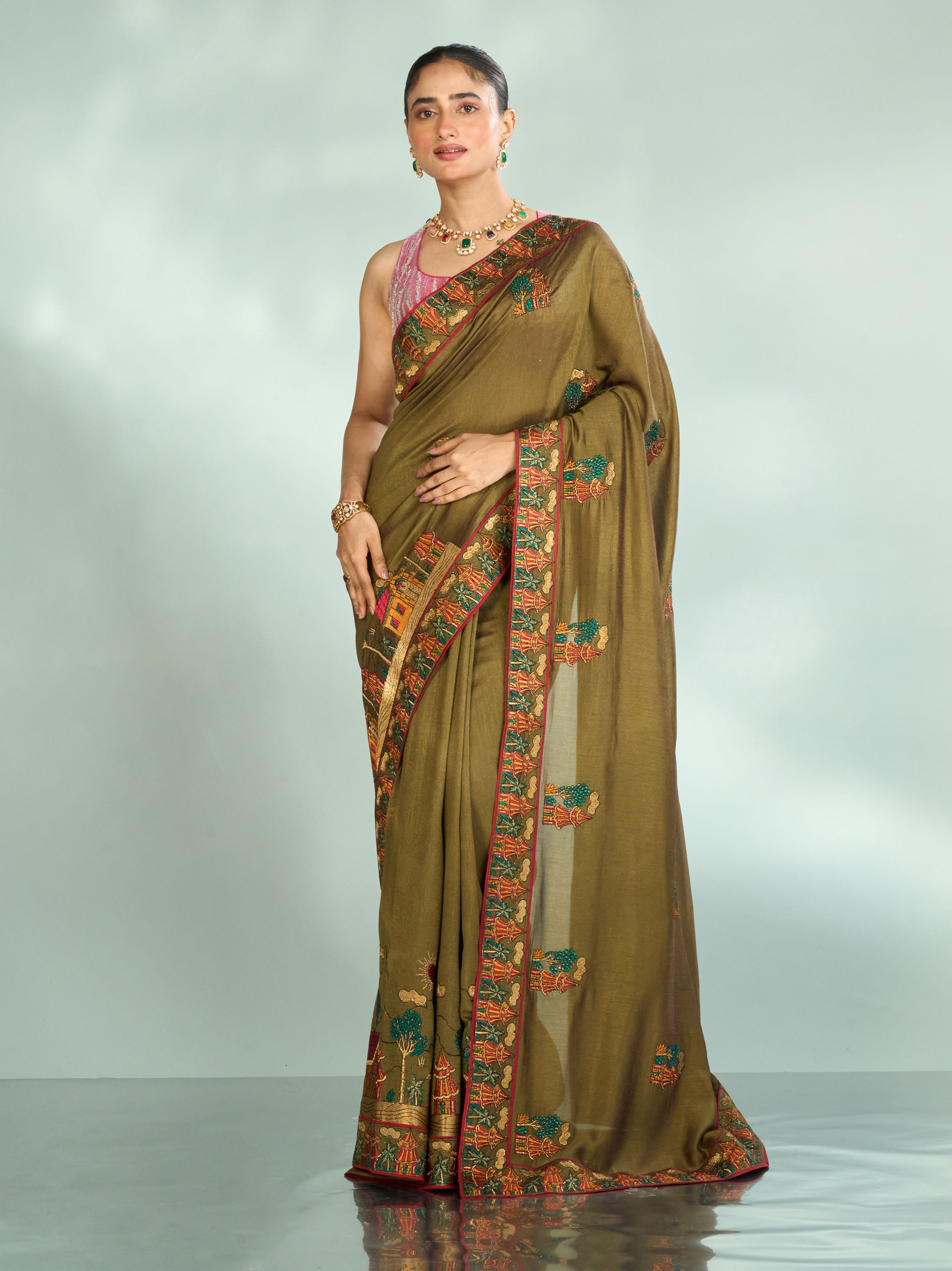 Mohey Women Emerald Radiance Saree
