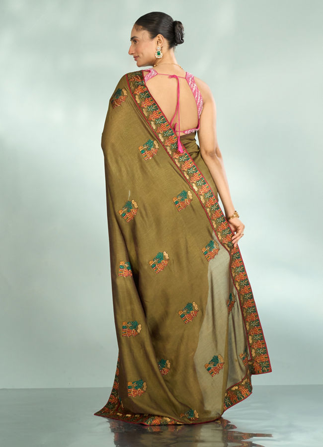 Mohey Women Emerald Radiance Saree