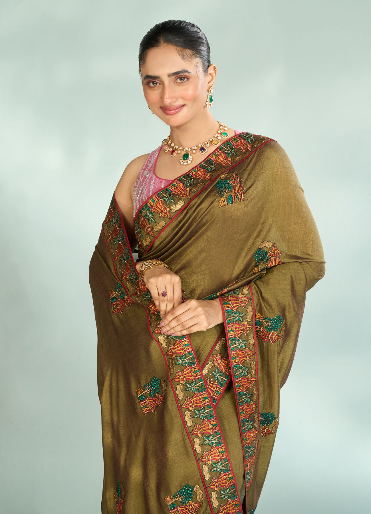 Mohey Women Emerald Radiance Saree
