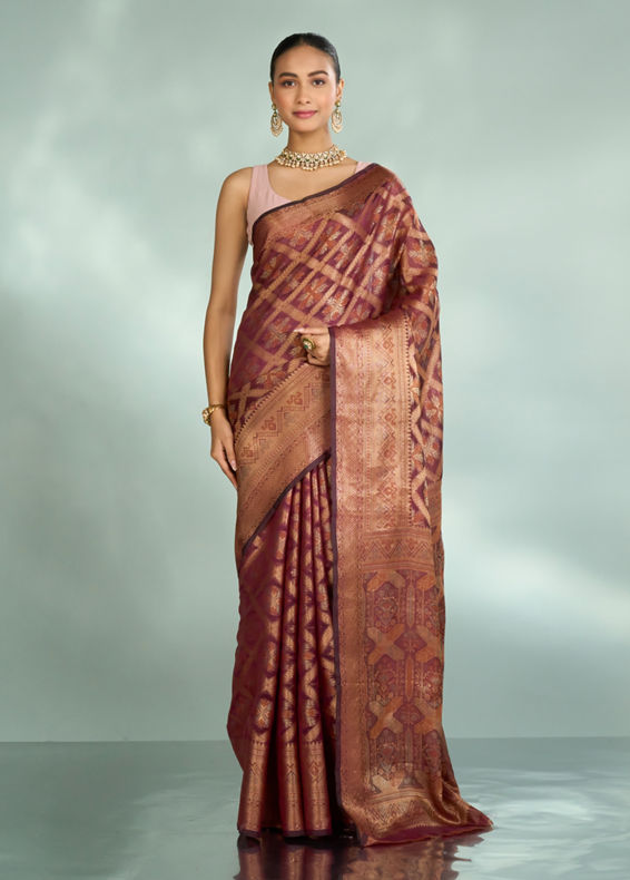 Mohey Women Radiant Wine Saree