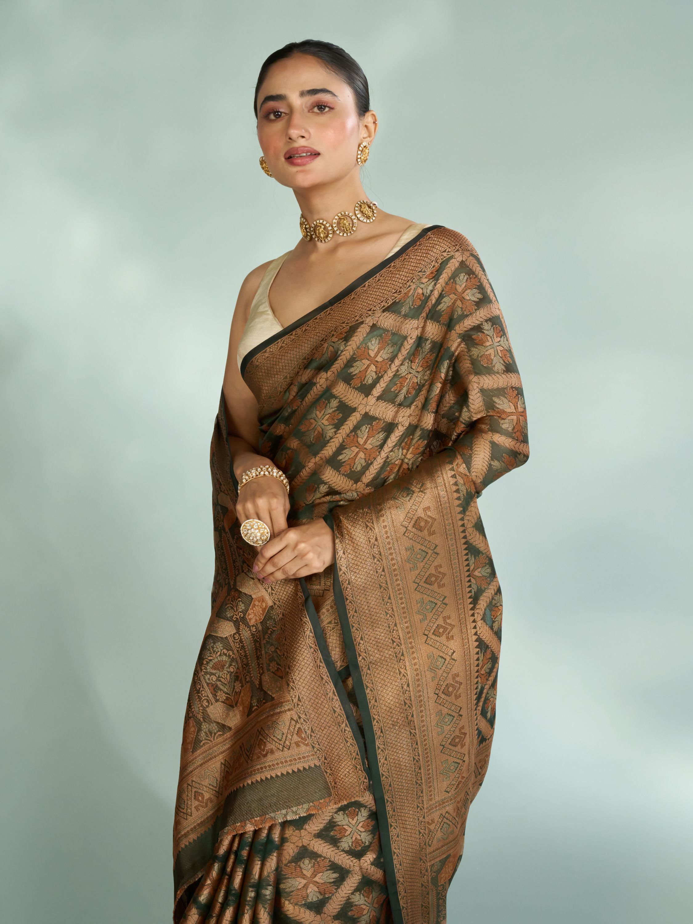 Mohey Women Emerald Euphoria Saree