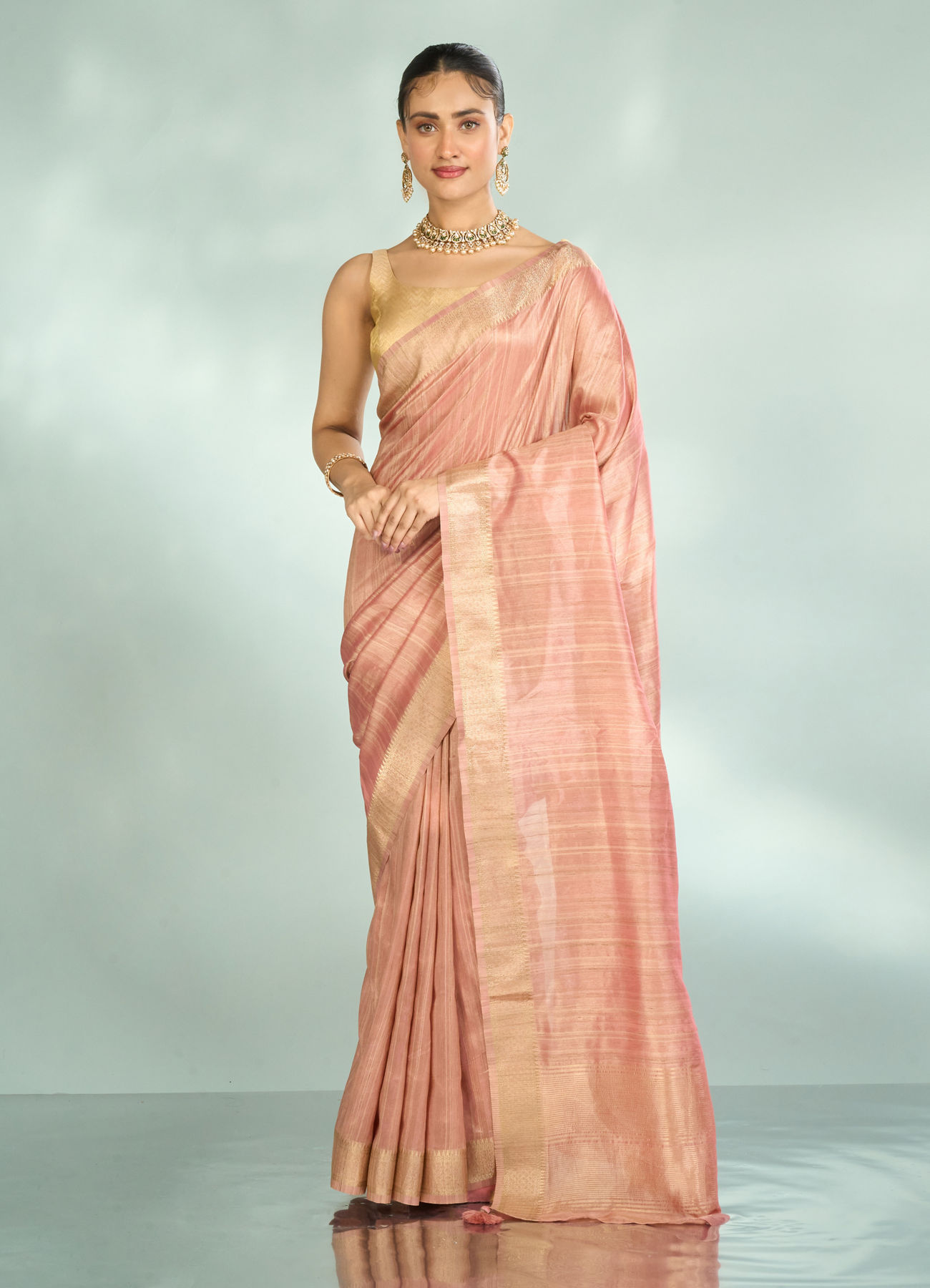 Mohey Women Elegant Pink Silk Saree
