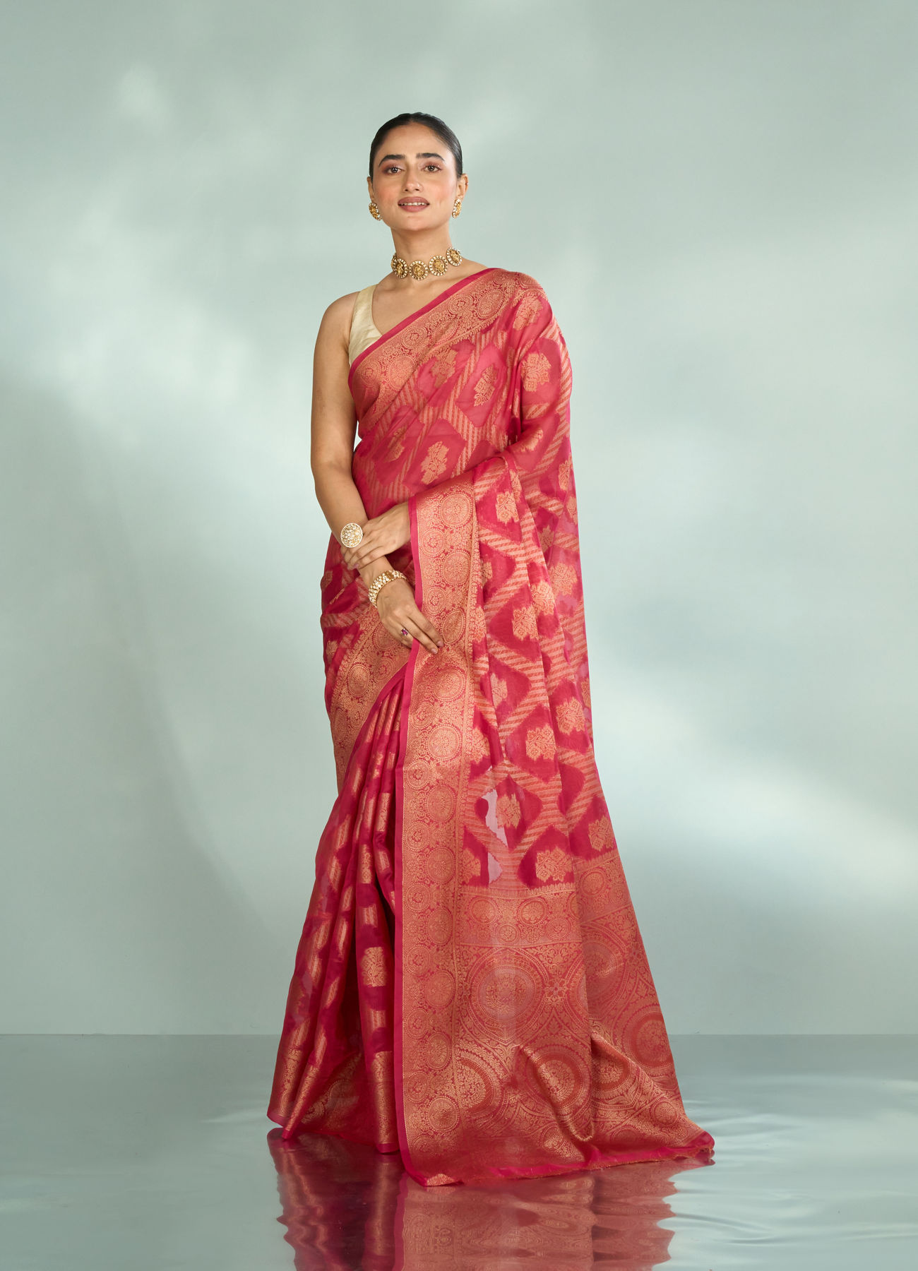 Mohey Women Pink Synthesis Silk Saree