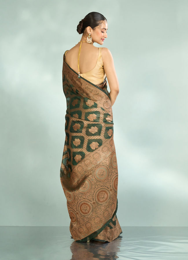 Mohey Women Emerald Enchantment Saree