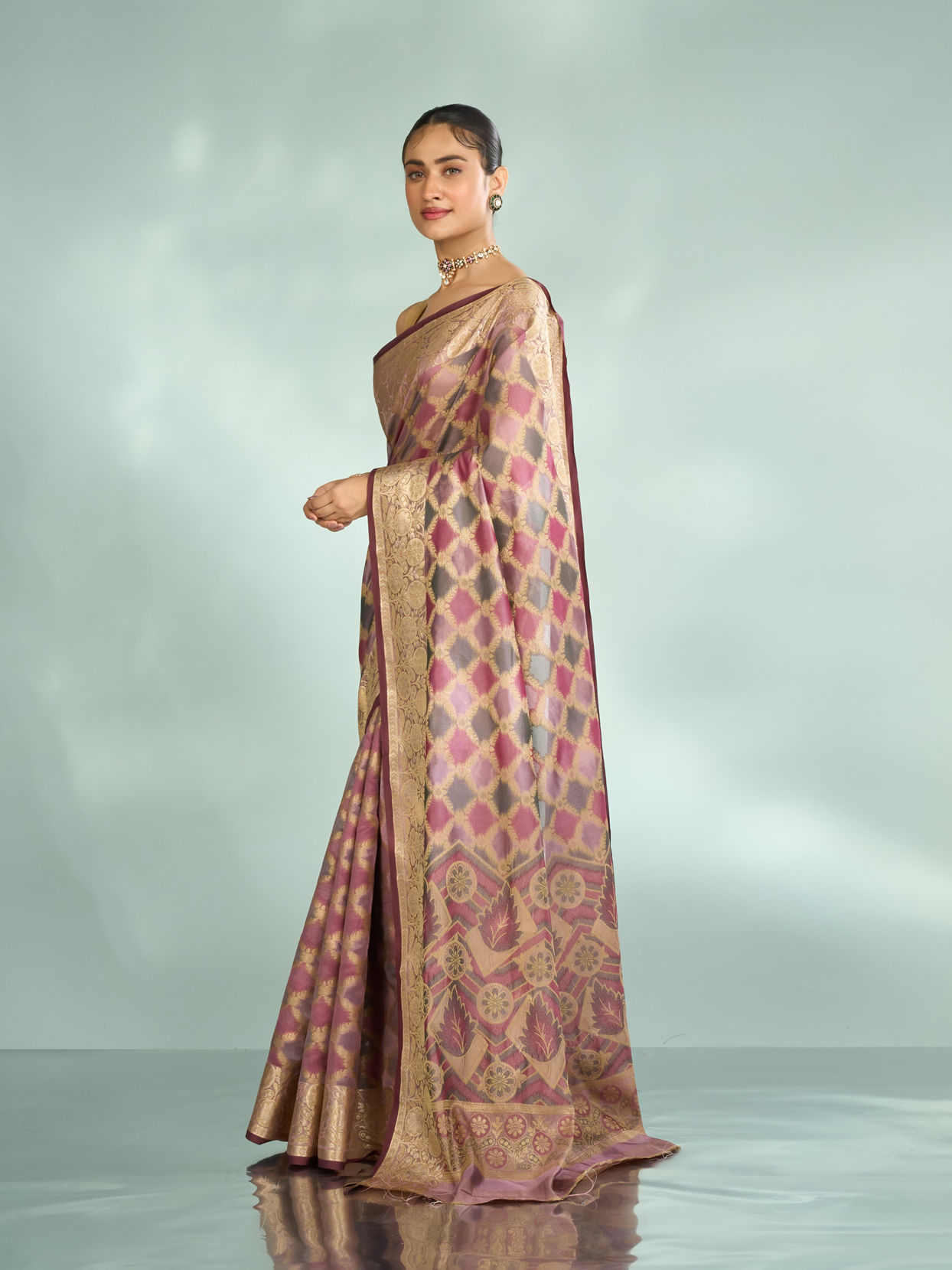 Mohey Women Purple Symphony Saree