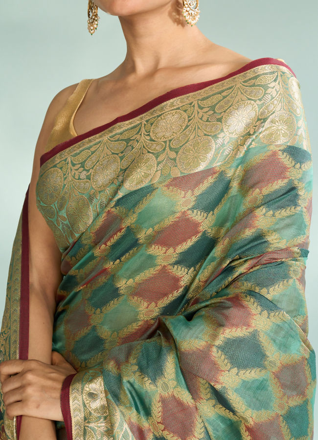 Mohey Women Enchanting Rama Green Saree