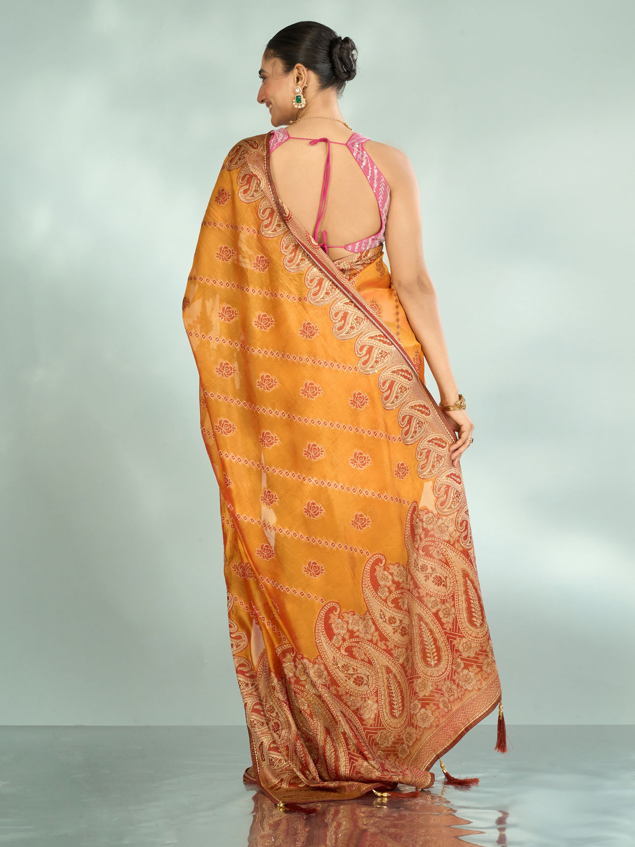 Mohey Women Mustard Yellow Festive Saree