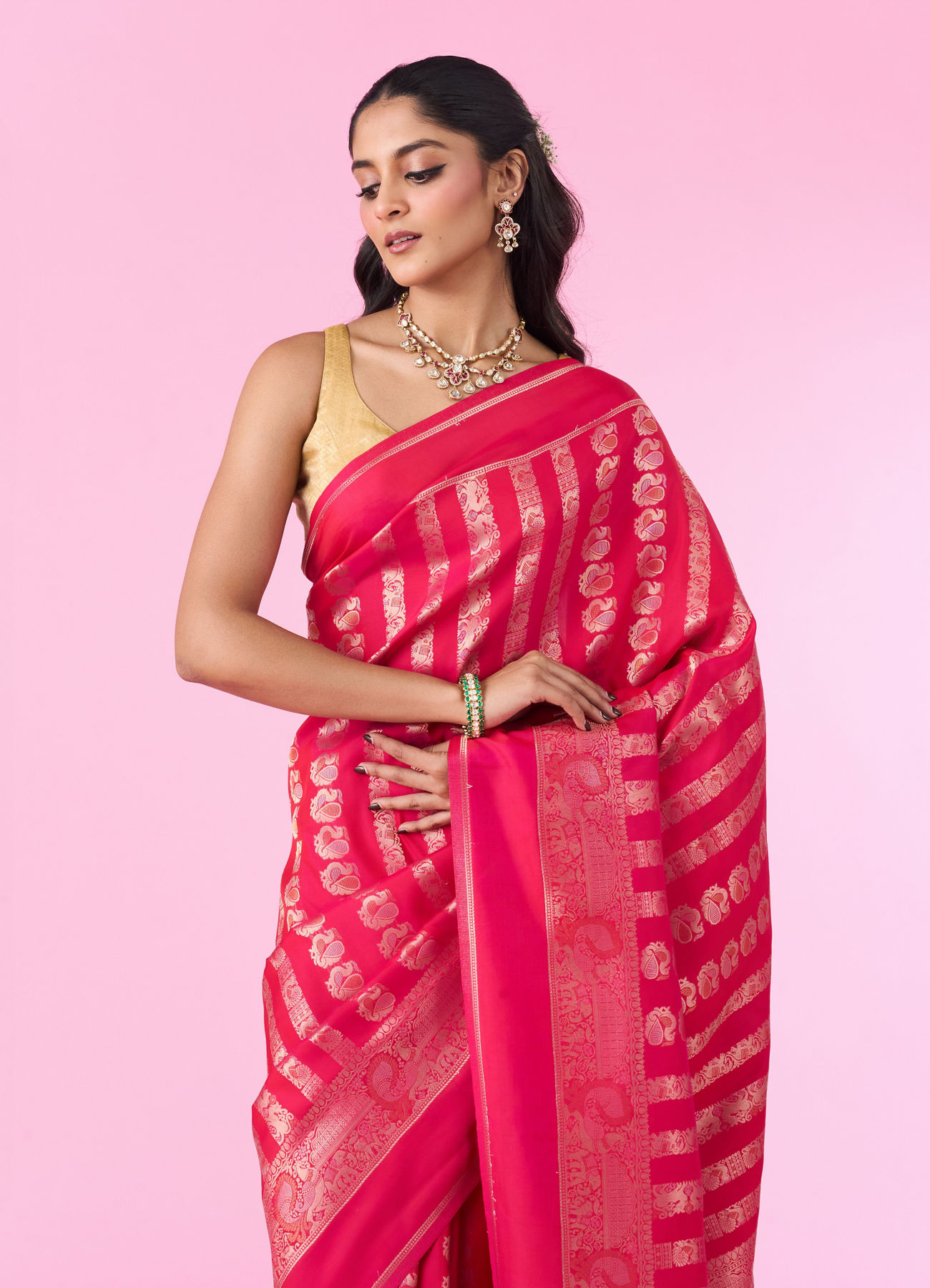 Mohey Women Pink Hue Banarasi Saree