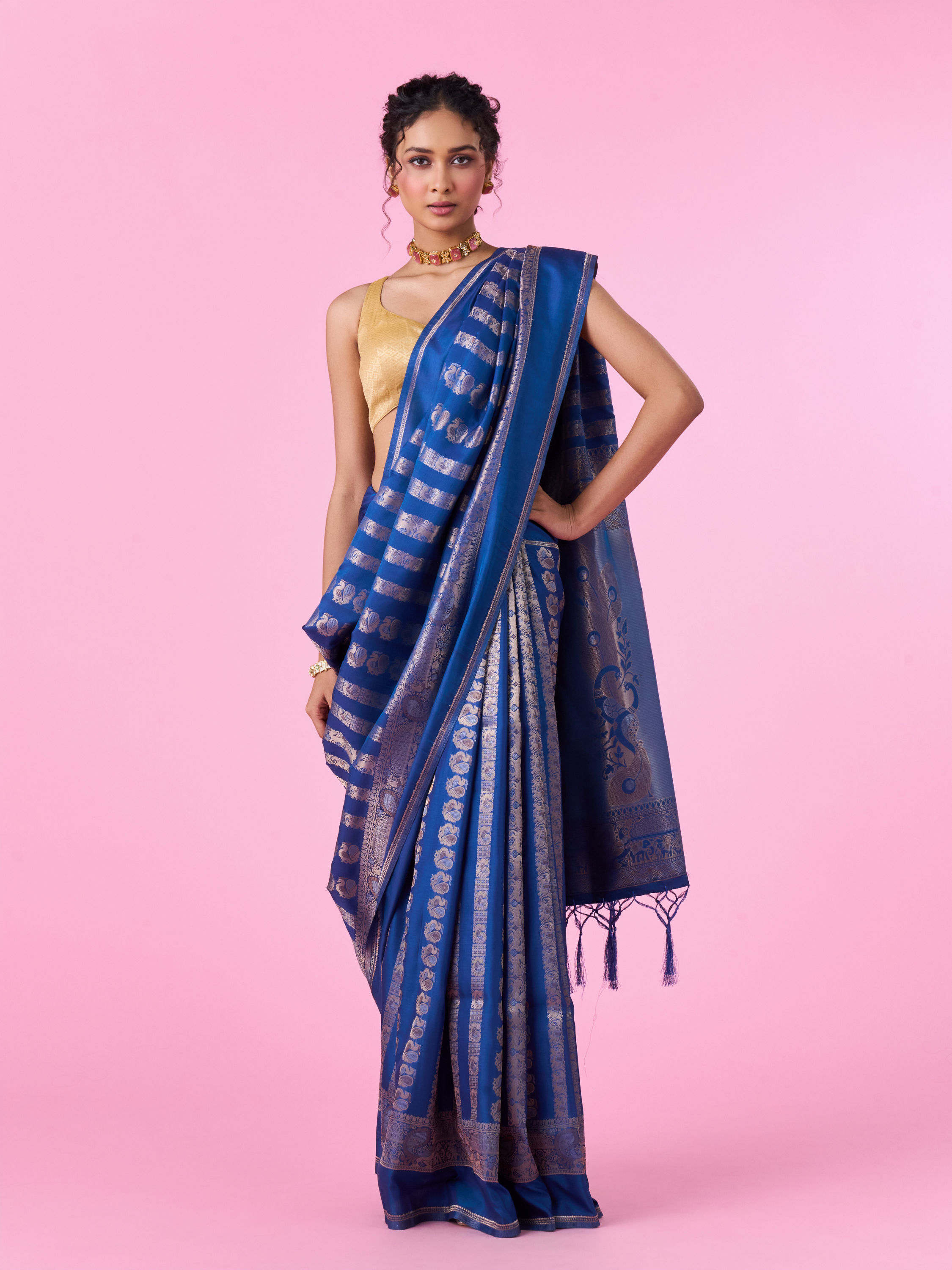 Mohey Women Regal Blue Art Silk Saree