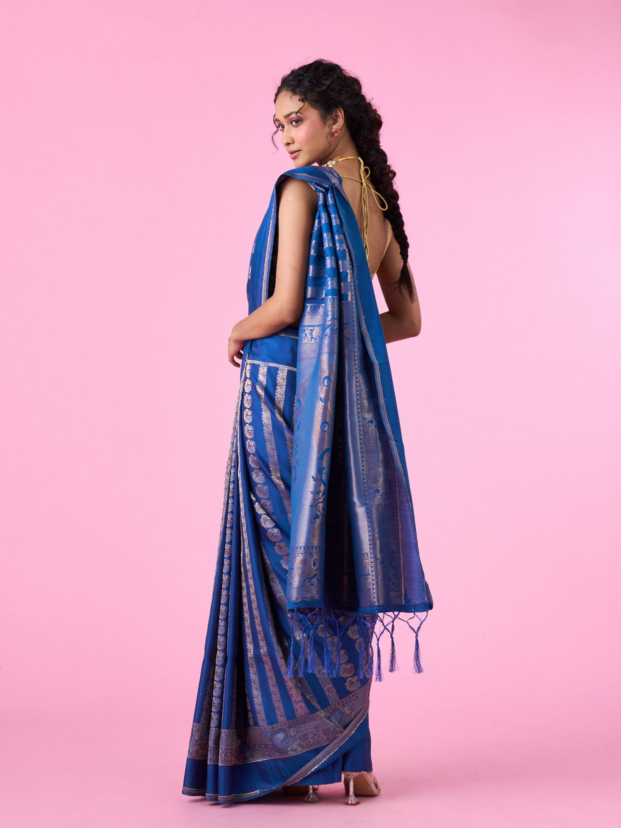 Mohey Women Regal Blue Art Silk Saree