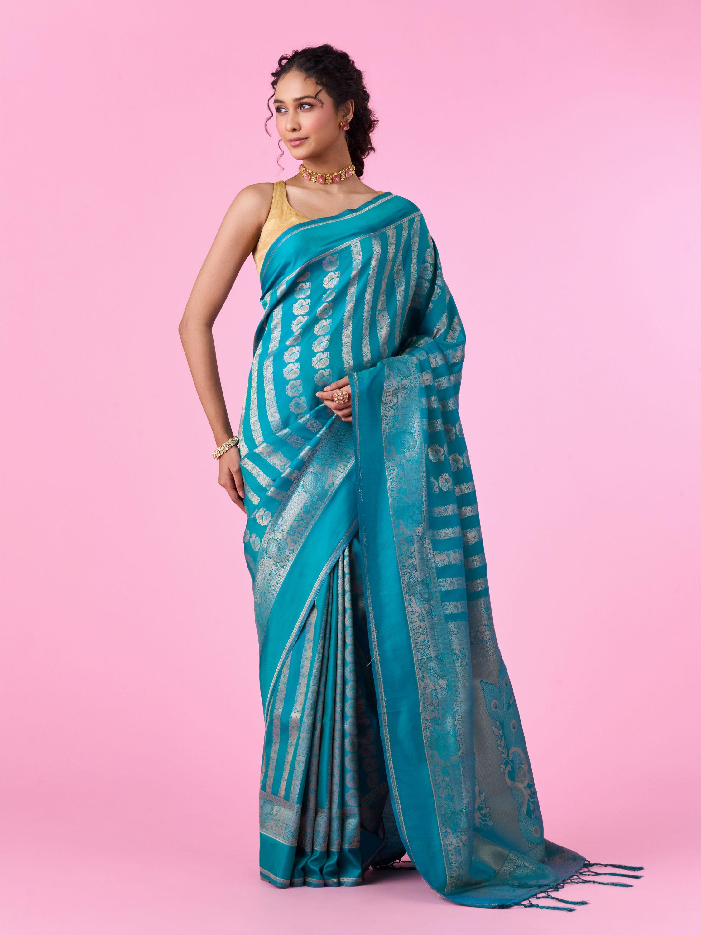 Mohey Women Emerald Elegance Banarasi Saree