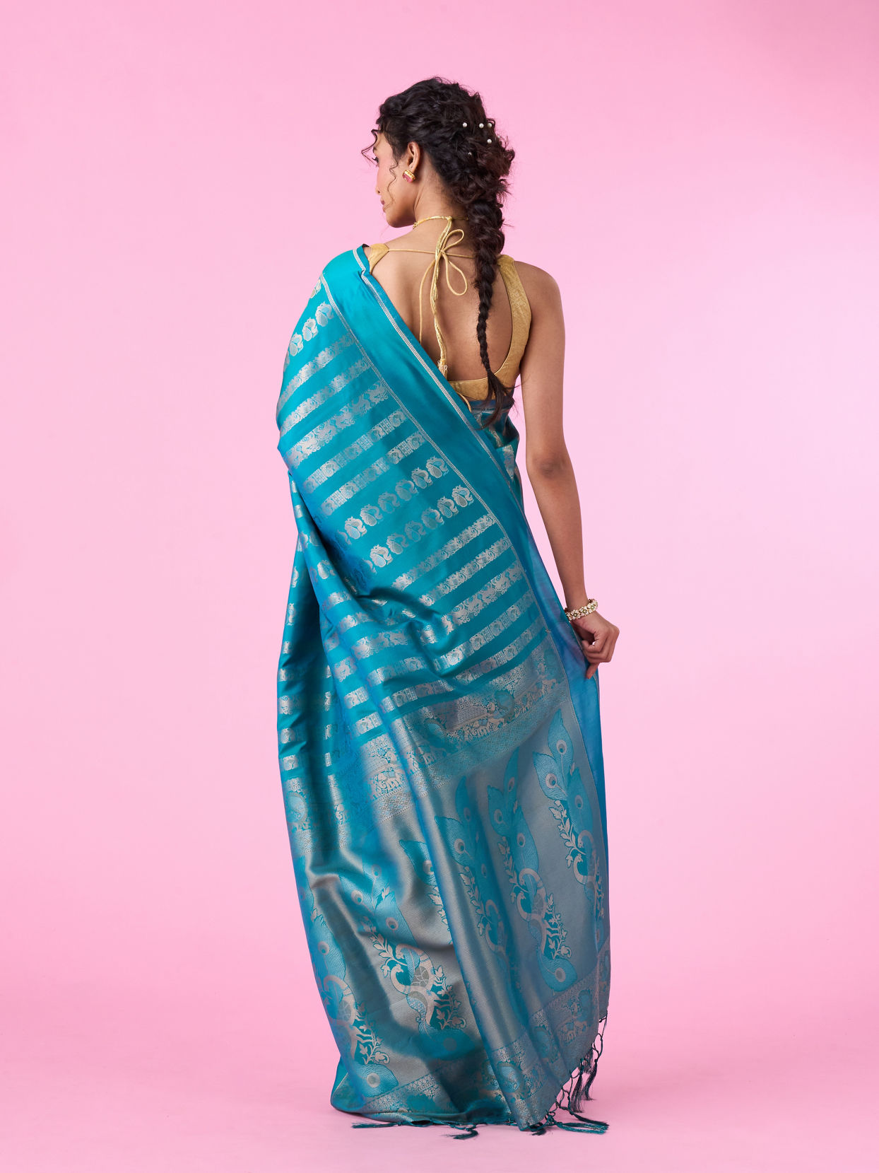 Mohey Women Emerald Elegance Banarasi Saree