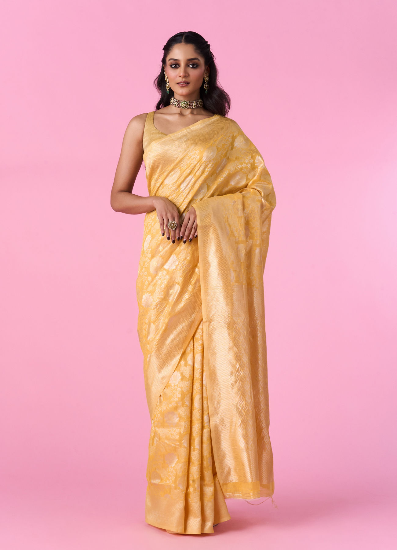 Mohey Women Radiant Yellow Saree
