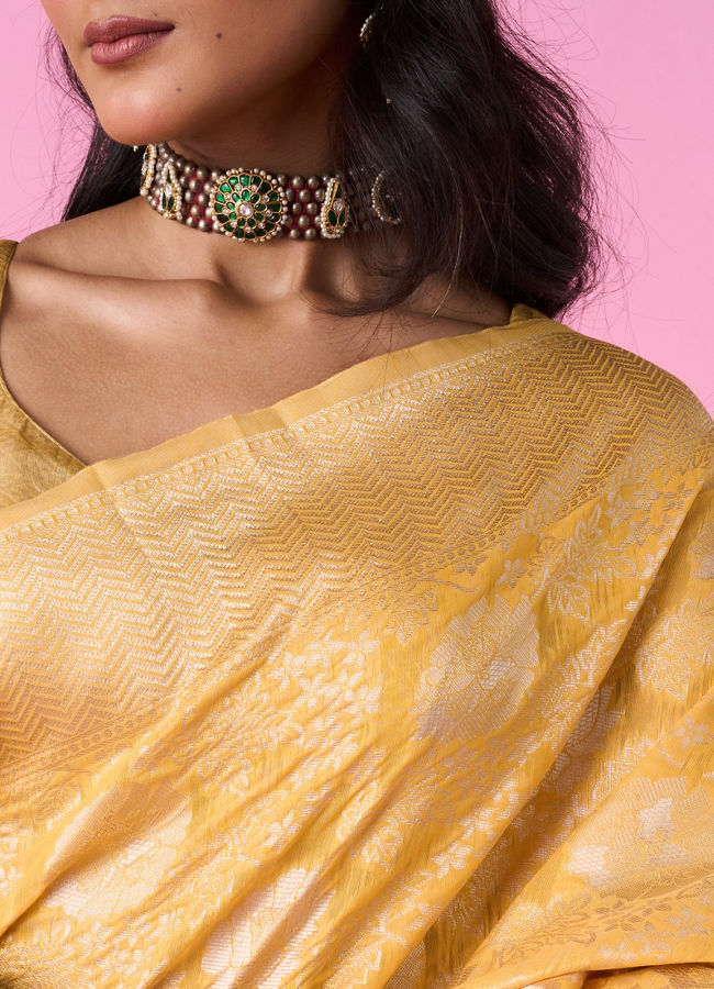 Mohey Women Radiant Yellow Saree